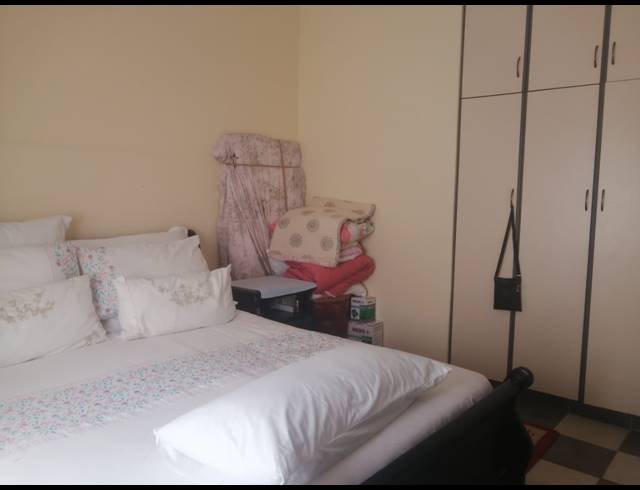 2 BEDROOM SIMPLEX FOR SALE IN ESCOMBE